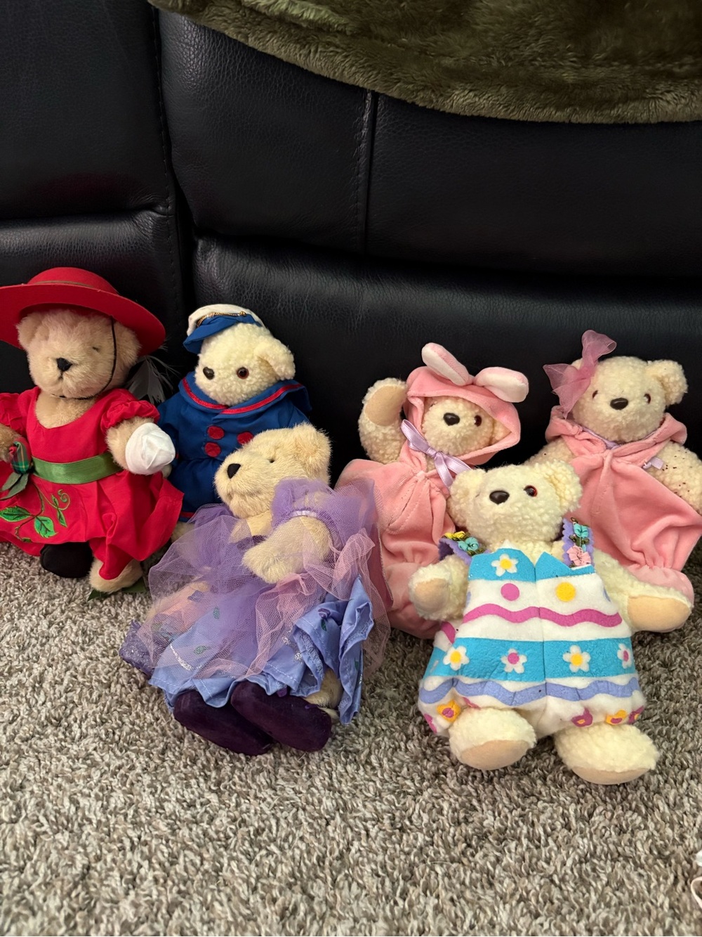 Muffy Vanderbear Collection- Bears and Clothes